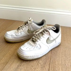 Nike Air Force 1